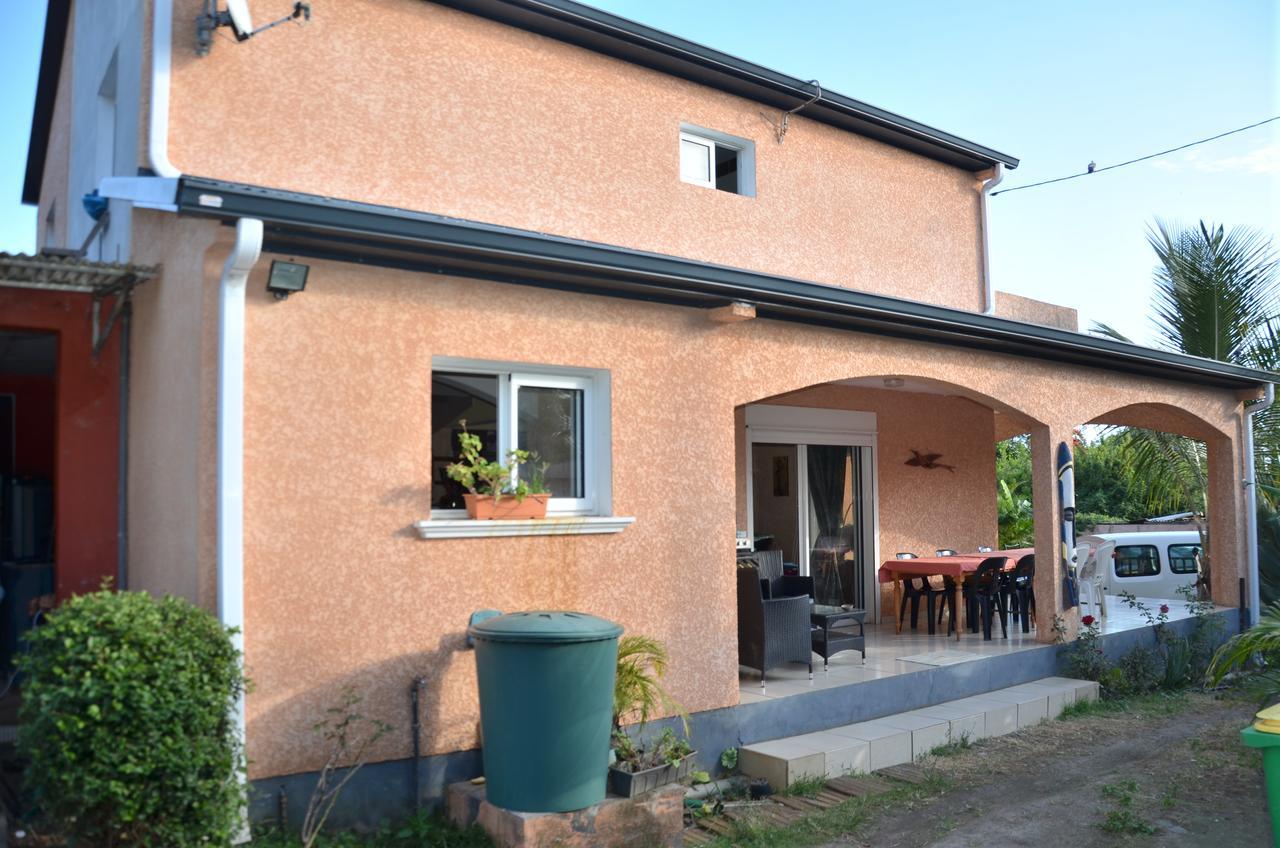 Chez Chouchou Bed & Breakfast Riviere Saint-Louis Exterior photo