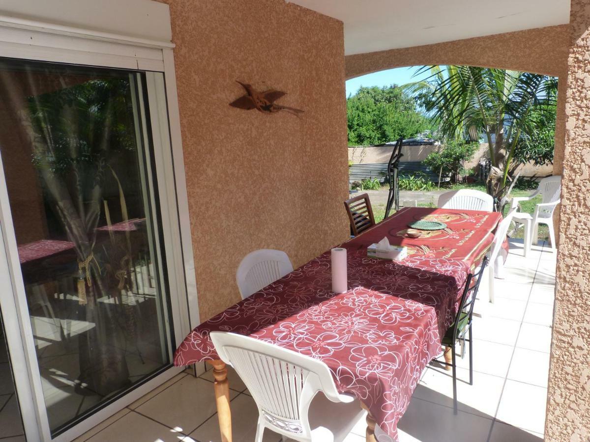Chez Chouchou Bed & Breakfast Riviere Saint-Louis Exterior photo